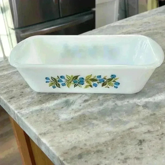 Glasbake Blueberry Loaf Dish 1-1/2 Qt. vintage Made in the USA. #522 - Picture 5 of 11